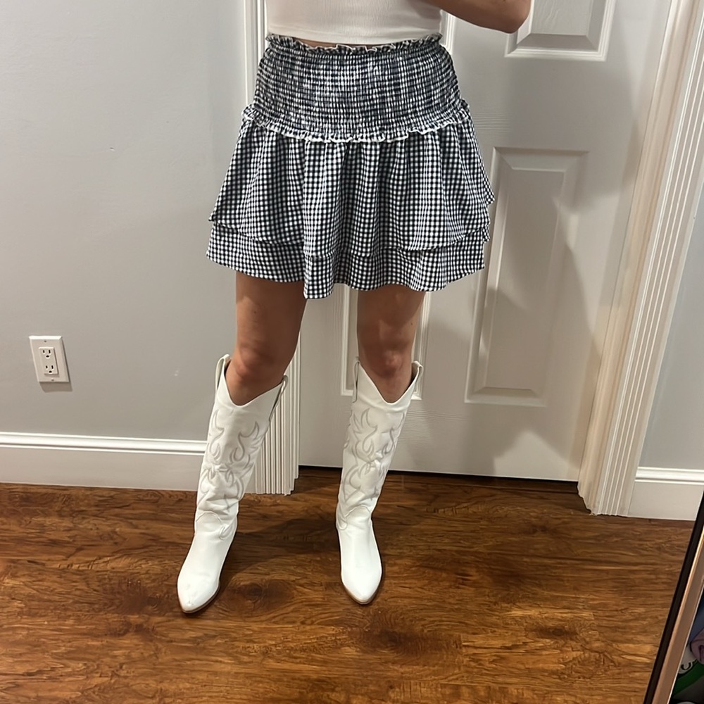Black and white checkered mini skirt